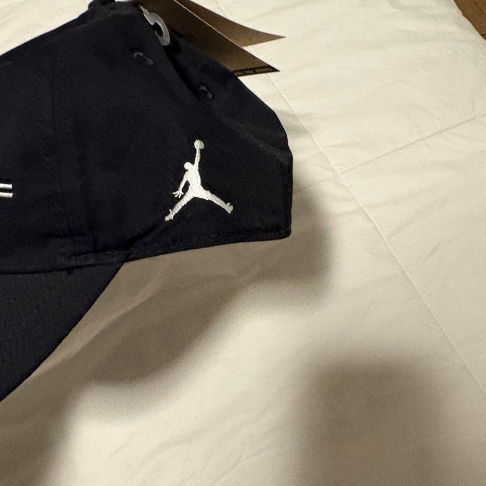 Jordan Dri-Fit Hat - Picture 4 of 7